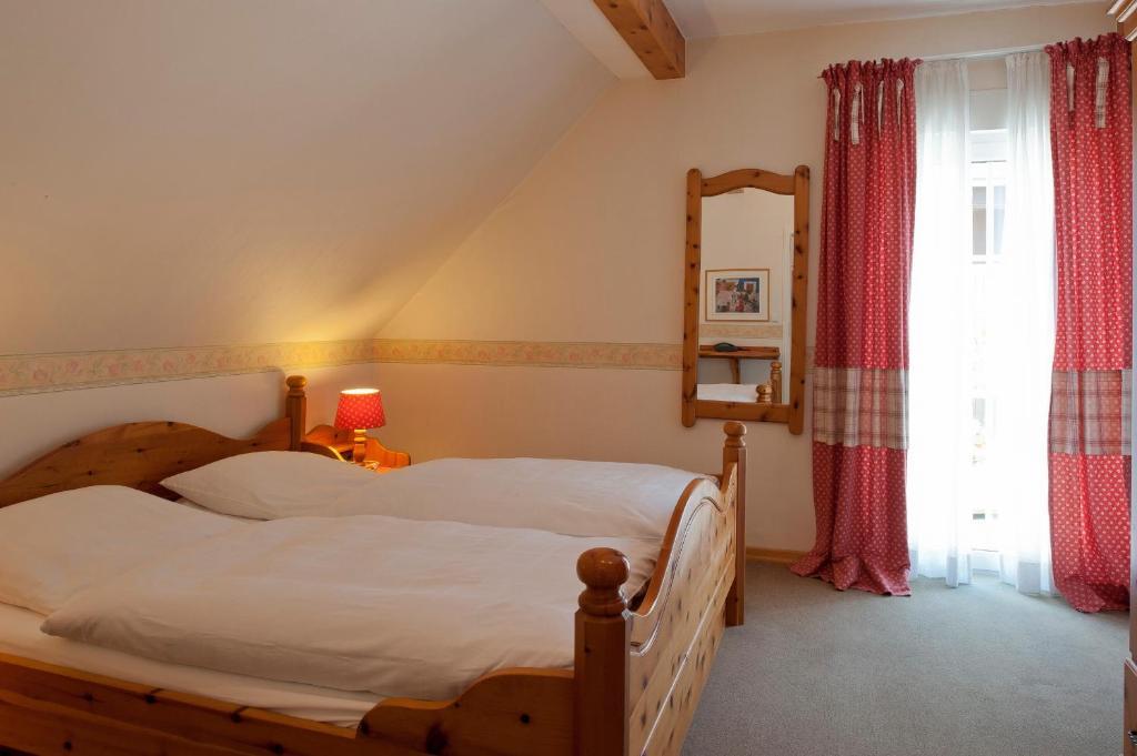 Landhotel Sauerlaender Hof Eslohe Room photo